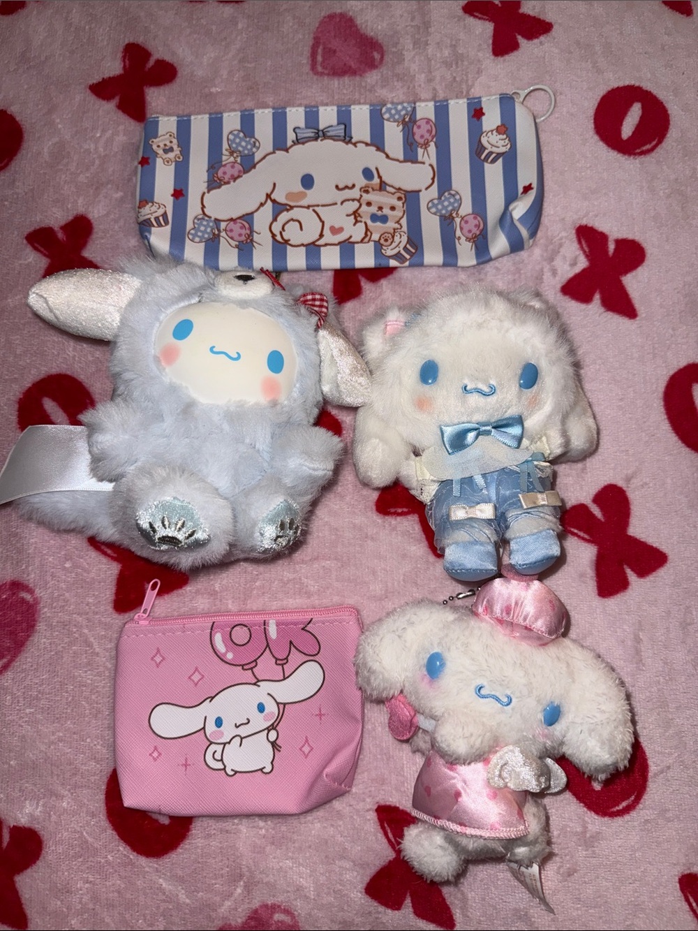 Sanrio Cinnamoroll Plush keychain and pouch bundle